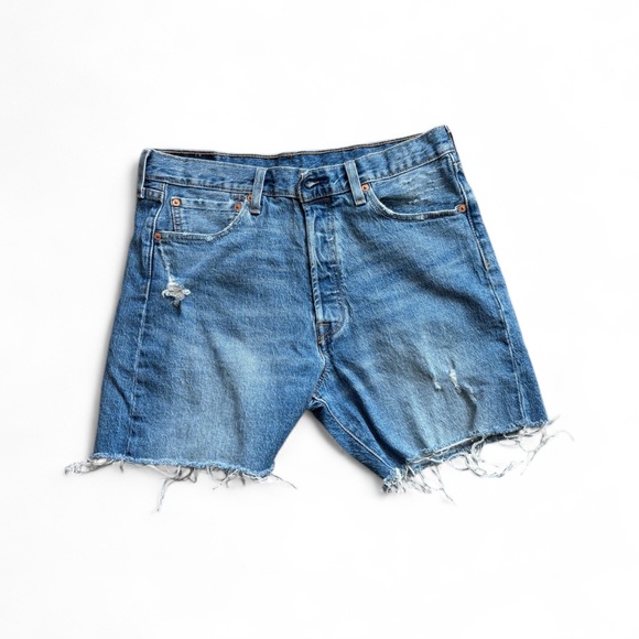 Levi 501 Button Fly Men’s Cut-off Jean Shorts Jorts Size 30 - Picture 1 of 4
